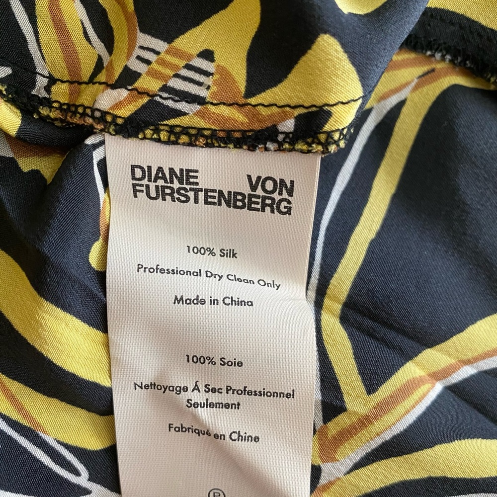 Diane Von Furstenberg Midi Dress - Picture 16 of 16